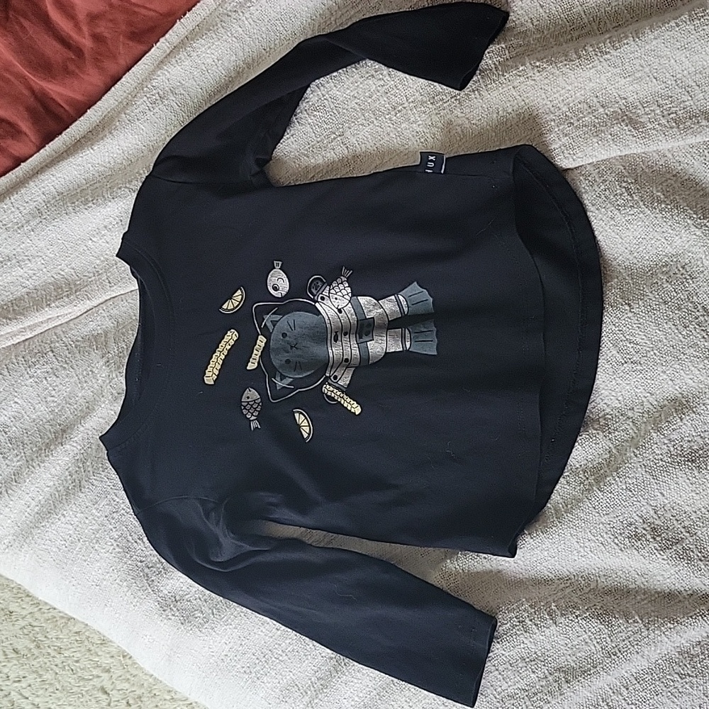 Huxbaby size 3 long sleeve (fish and chips)